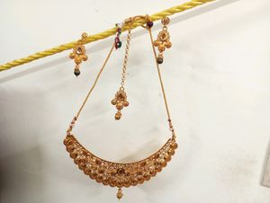 Jewellery Set With Mang Tika