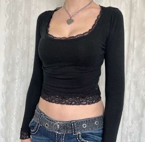 Lace Trim Long Sleeve Top