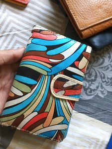 This Is A Pure Leather Purse For Womens