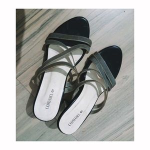 Women Slip-on Sandals Block Heel Black
