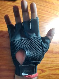 Sport Gloves For Enhanced Grip
