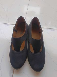 Black Low Heel Shoes
