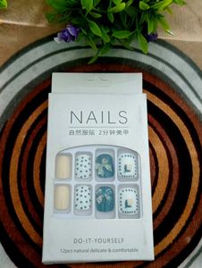 Foxtale Fixed Nail With Stickers &amp; Nai&#39;l Oil