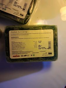 Basil Scrub Soap 🔮🌷Herbal