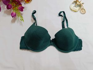 🇳🇿💫 Beautiful Bottle Green Colour Paded Bra