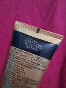 Lakme Lumi-Smooth AHA Facewash with 2% Salicylic