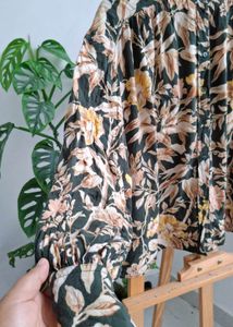 H&amp;M Floral Print Blouse -
