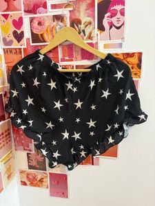 Star Print Ruffle Shorts