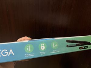 Vega Hair Straightener