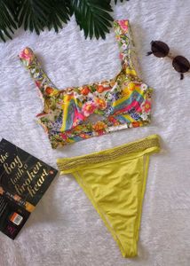 Floral Bikini Set 👙