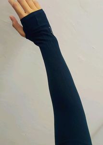 Set Of 4 Hand Sleeves
