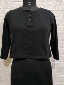 Black Button Crop Top