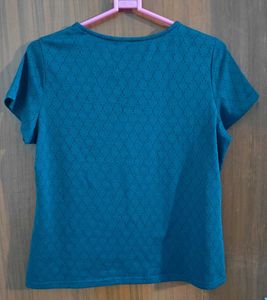 Schiffli Tee