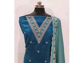 Embroidered Kurta Set