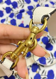 coach tabby shoulder bag 26