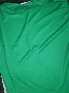 DARK GREEN TSHIRT
