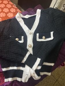 Cute Black &amp; White Cardigan
