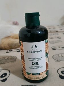The Body Shop shea Shower Gel