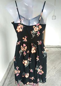 H&amp;M Black Floral Sleeves Dress
