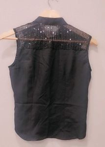 BLACK SEQUENCE TOP