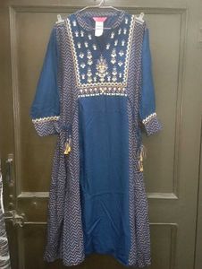 Elegant Blue Kurta Set