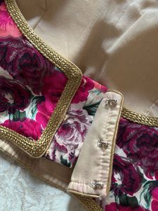 Floral padded blouse