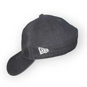 Authentic New Era 9FORTY Cap–Vintage Pre-Loved