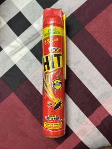 HIT Cockroach Spray