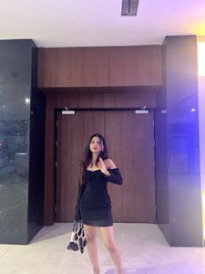 Elegant Black Bodycon Dress