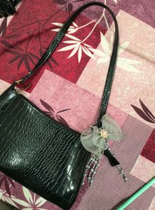 Offer✨Attractive Grey Bow Shoulder Bag