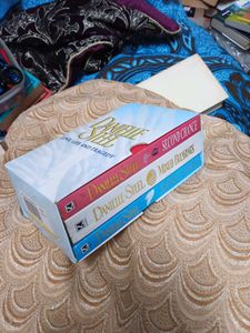Danielle Steel Bookset New And Orig.