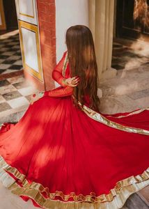 Dreamy 💓Red anarkali gown
