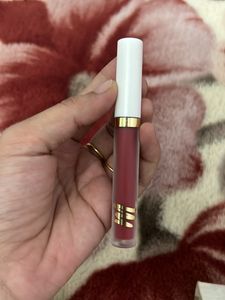 Myglamm Lit Liquid Velvet Matte Lipstick