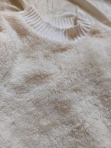Woolen Sweatshirt