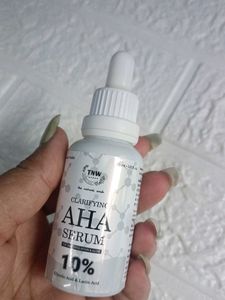 TNW Clarifying AHA Serum