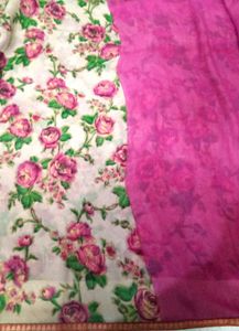 Floral Pink Saree 🌺💖make offer ✨