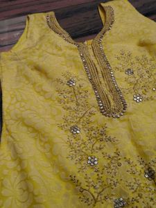 Yellow Kurta For Girls And Women Size Issues