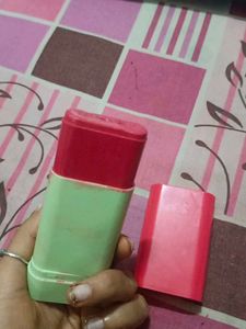 NEW RED MATTE CREAMY BLUSHER