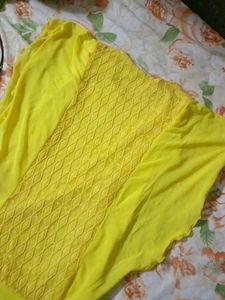 Sunshine lace top ✨