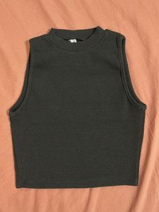 Black Crop Top