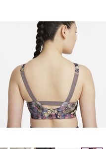Nike Womens Dri-FIT Swoosh Femme Medium-Support Pa