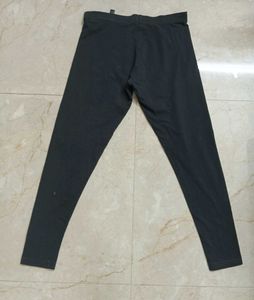KURTA LEGGING SET