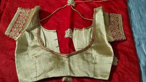 Heavy Wedding Wear Sari With Blouse