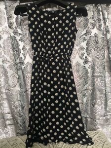 Daisy Print Dress- sleeveless