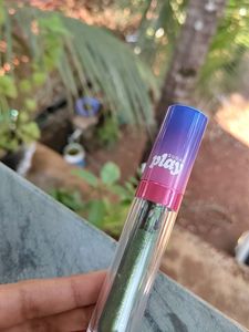 SUGAR Play High Key Chrome Eyeshadow Straight Fire