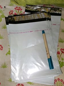 Corrier Bags And Labels 10