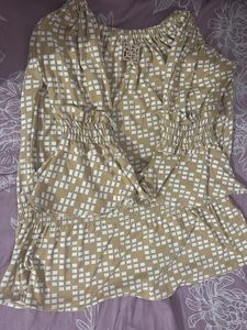 Patterned Blouse Top