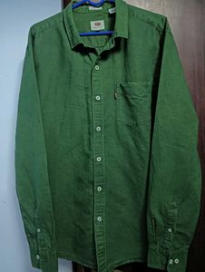 Green Levi&#39;s Shirt