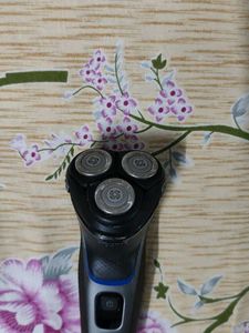 Philips AquaTouch Electric Shaver