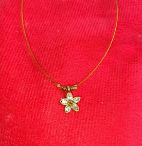 Flower Pendant Necklace